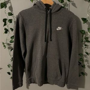 Nike | pullover hoodie